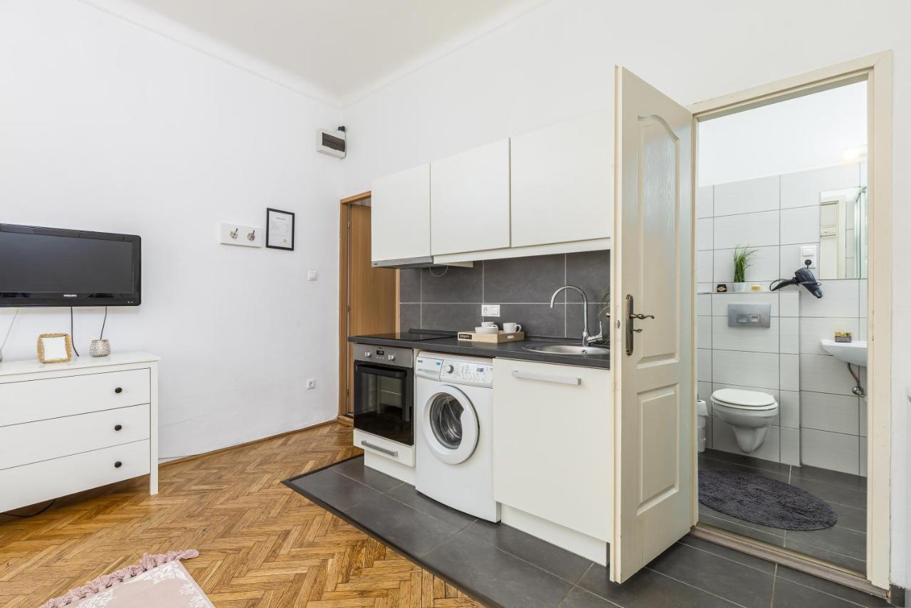 Real Apartments Wesselenyi Ii. Budapest Eksteriør billede